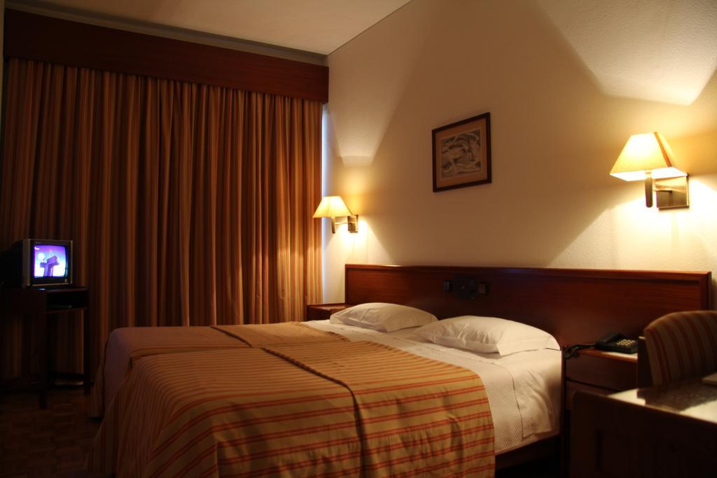 Hotel De Арганил Экстерьер фото